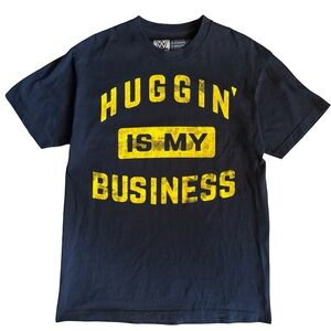 WWE “Huggin’ Is My Business” Bayley T-Shirt – Men’s Size L